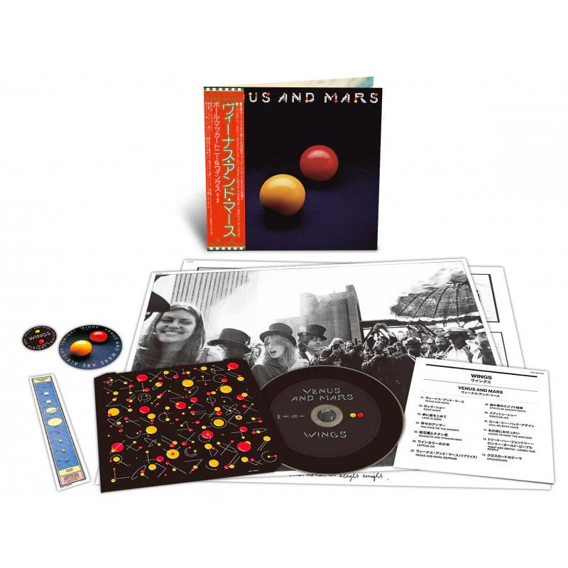 Kniha: Wings:  Venus And Mars - UNIVERSAL