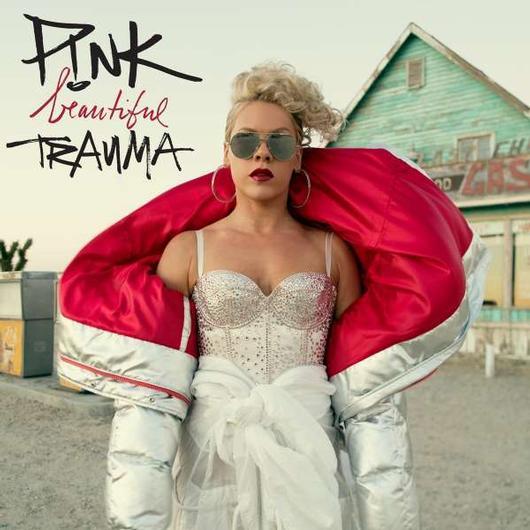 Kniha: Pink: Beautiful Trauma - PINK