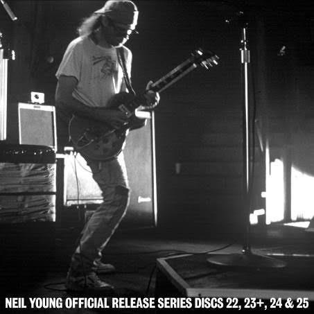Kniha: Neil Young: Official Release Series Volume 5 LP - Neil Young