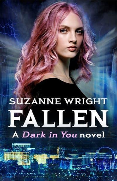 Kniha: Fallen - Wright Suzanne