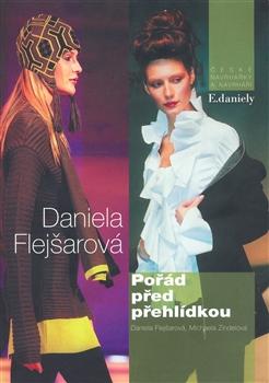 Kniha: Pořád před přehlídkou - Daniela Flejšarová
